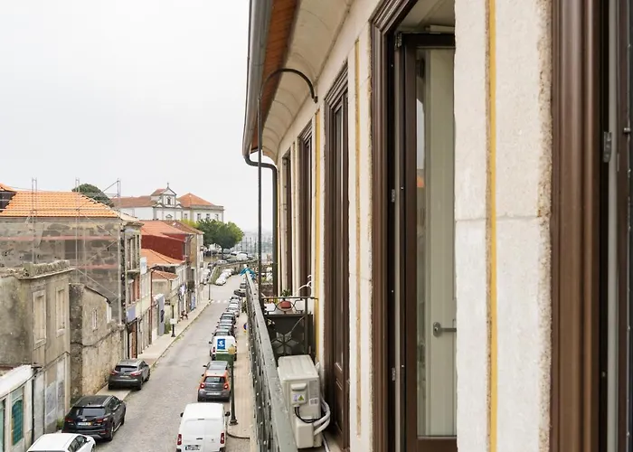 Bright Studio Near Douro River - With Balcony