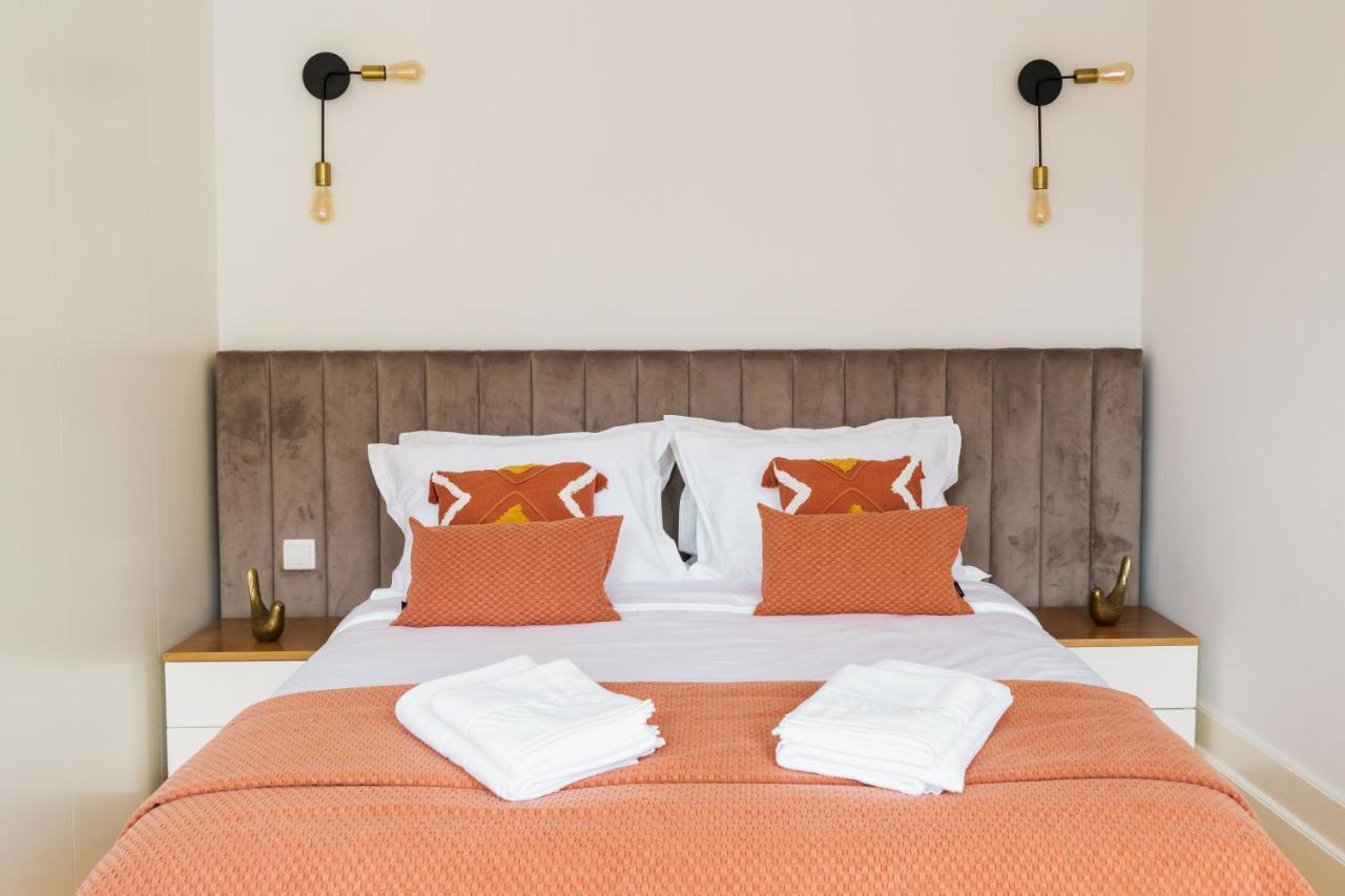 Bright Near Douro River - With Balcony Porto